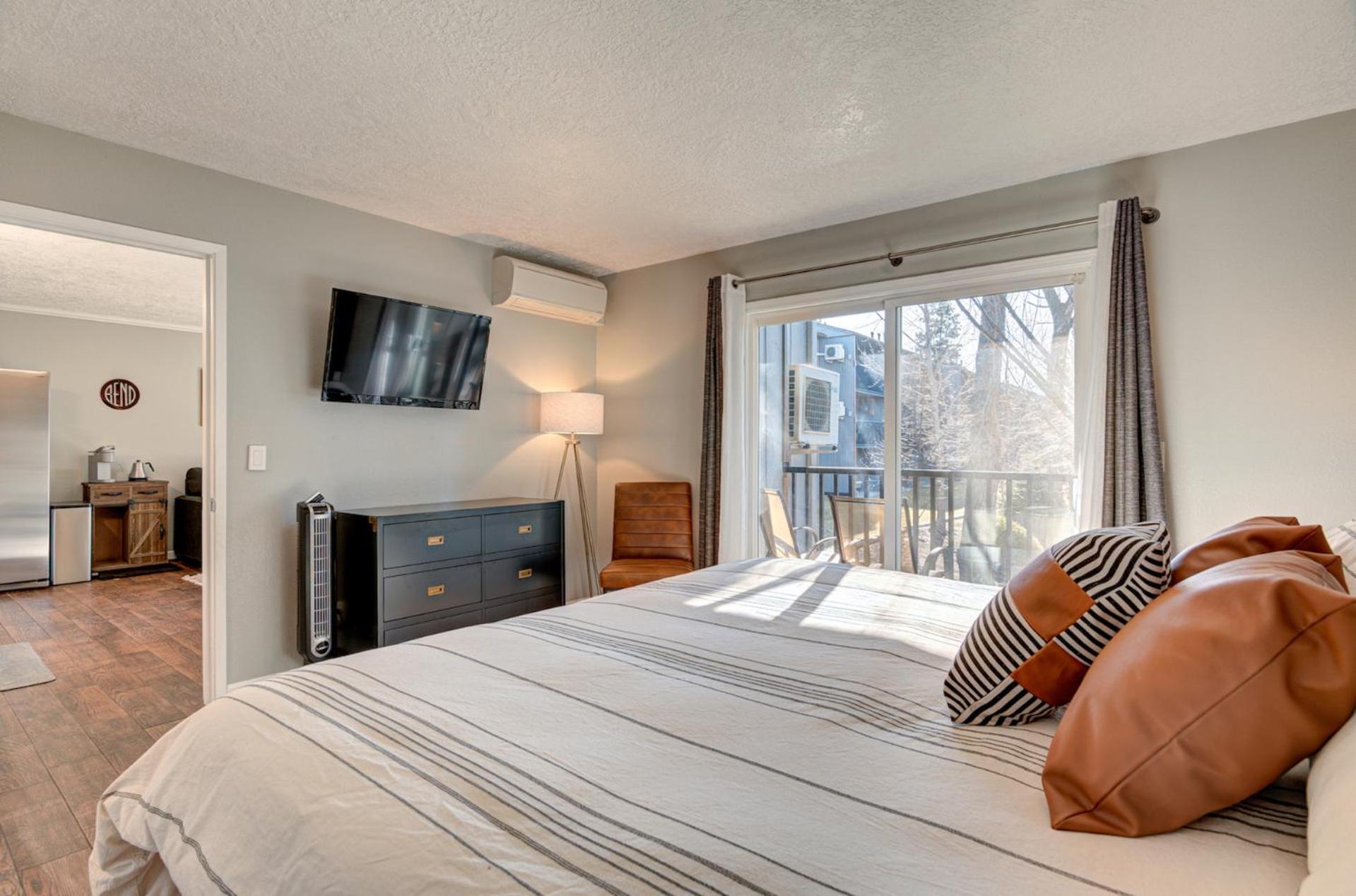 Pioneer Park Rentals Downtown ベンド 部屋 写真