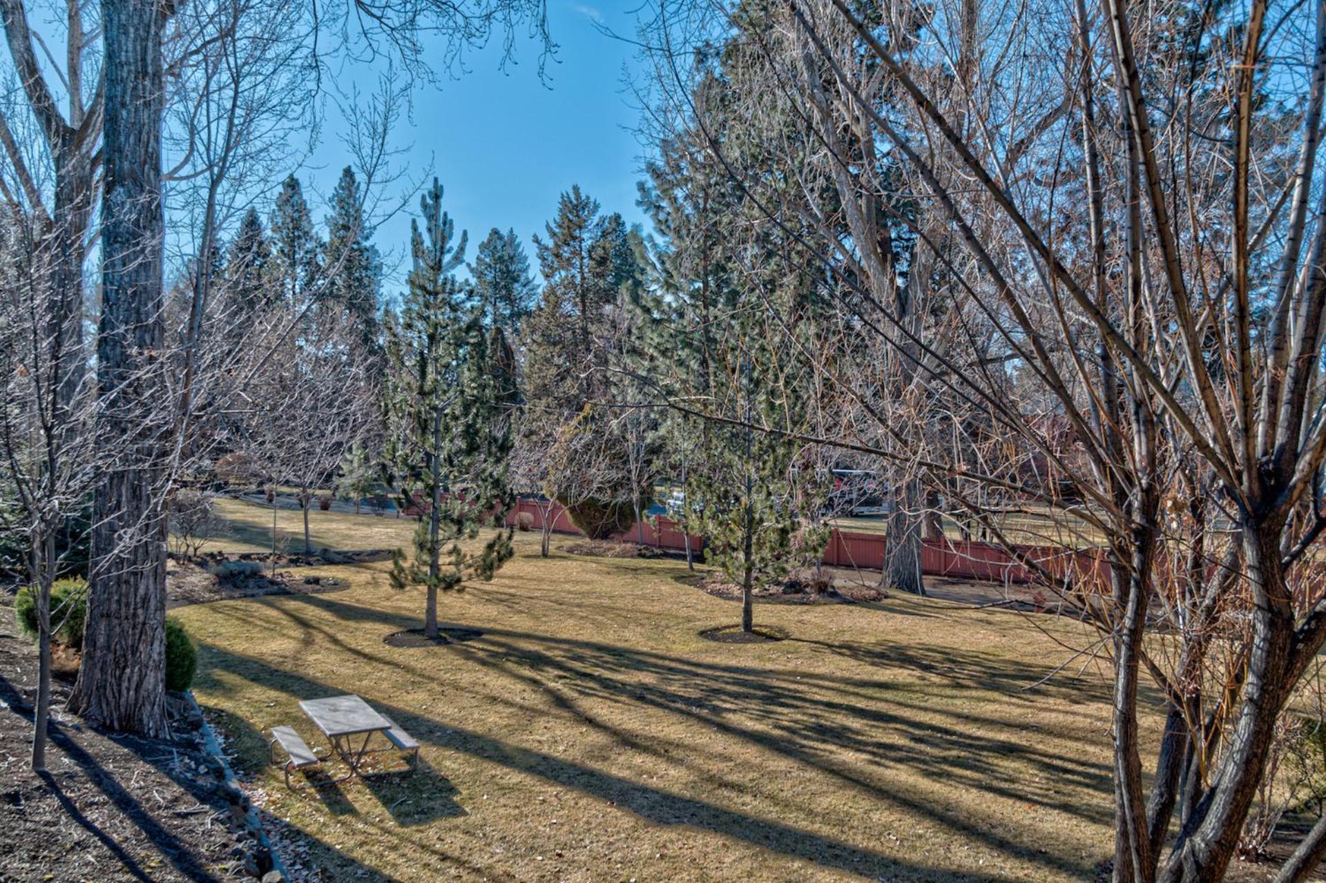 Pioneer Park Rentals Downtown ベンド 部屋 写真