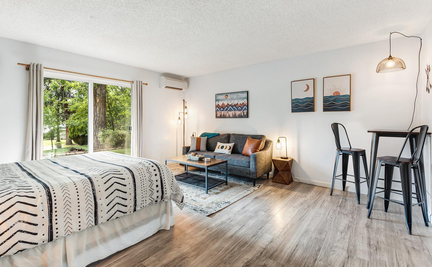 Pioneer Park Rentals Downtown ベンド エクステリア 写真